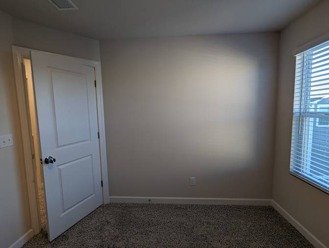 Alcove Rooms's room