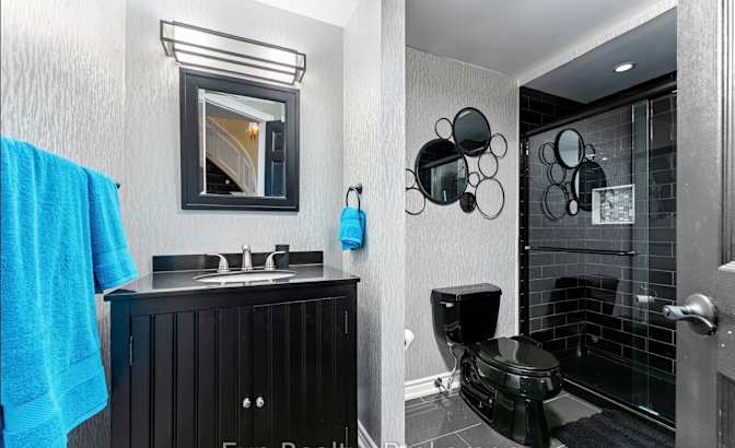 Jennifer's room