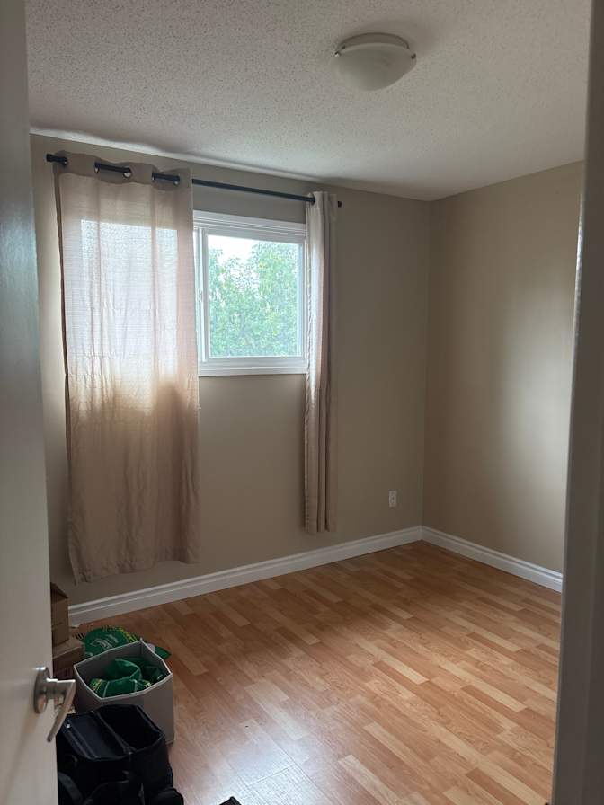 Travis's room