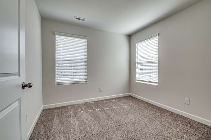 Alcove Rooms's room