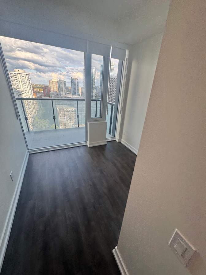 V's room