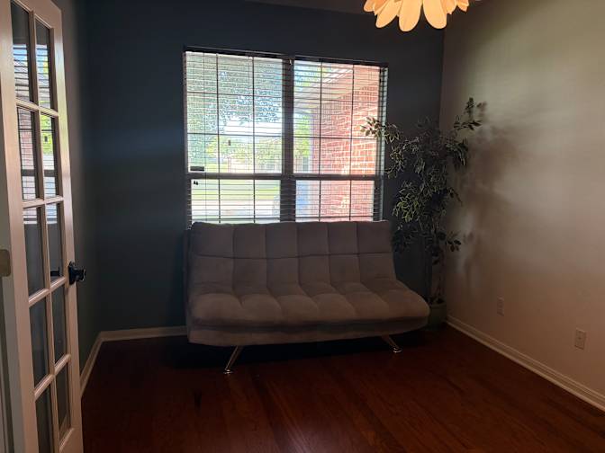 Bob's room