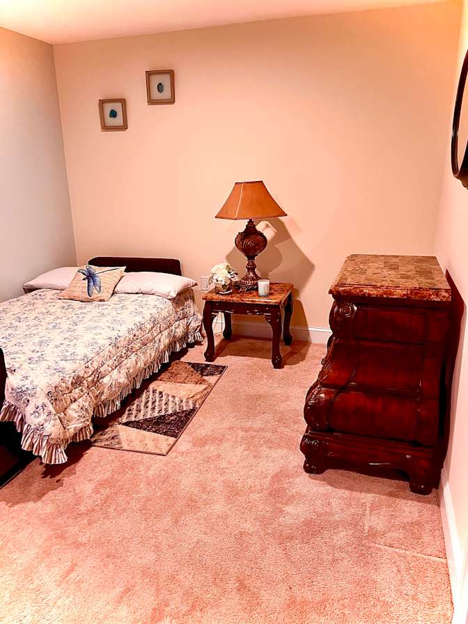 Carla's room