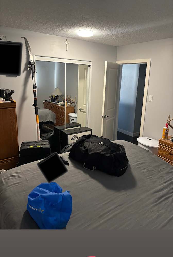 Travis's room