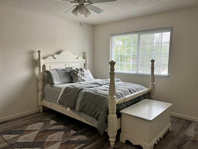 Zainab's room