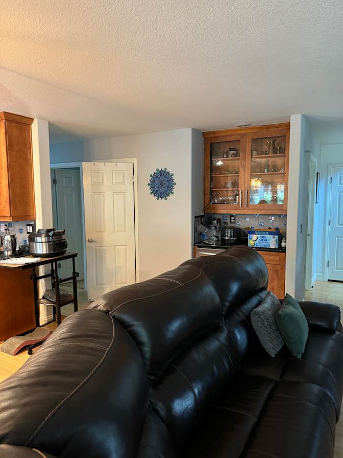 Scarlett's room