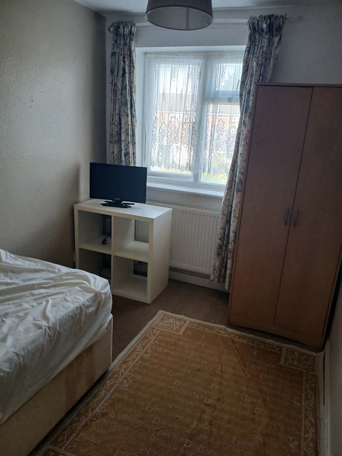 Graham Hurley's room
