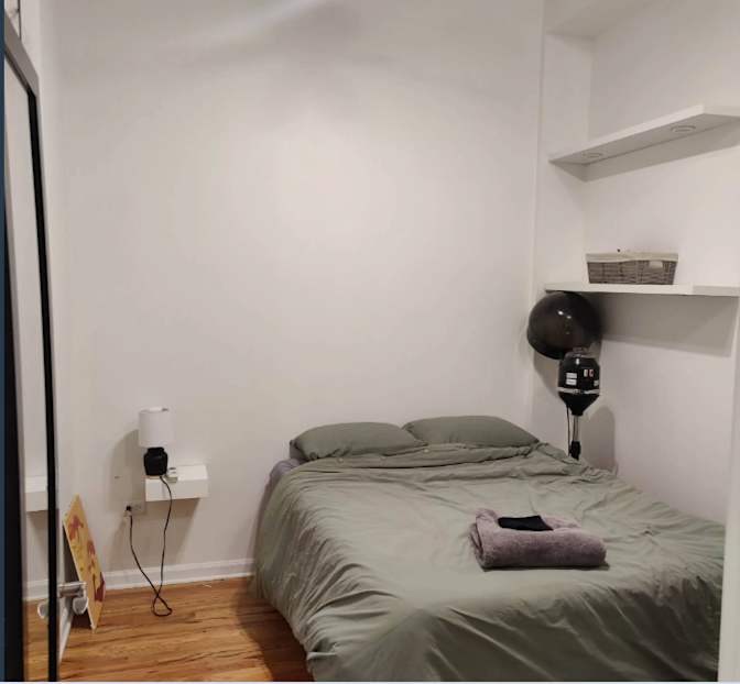 Kate's room