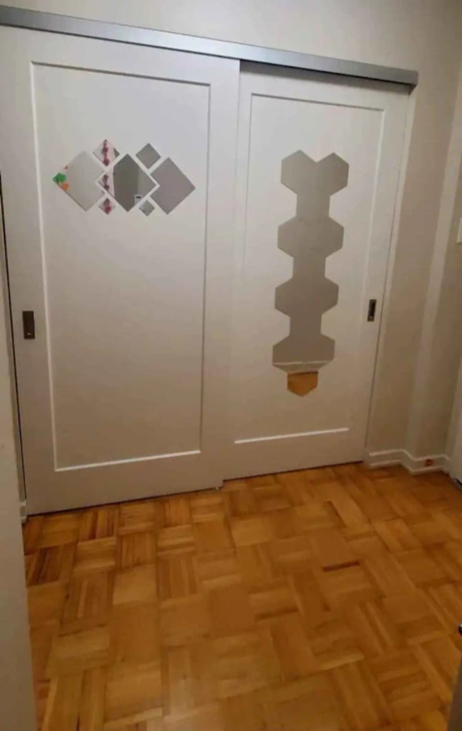 HIMANSHU's room