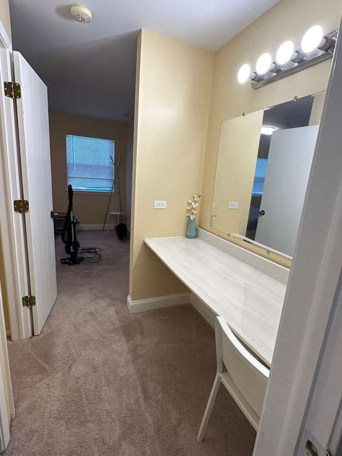 Yang's room
