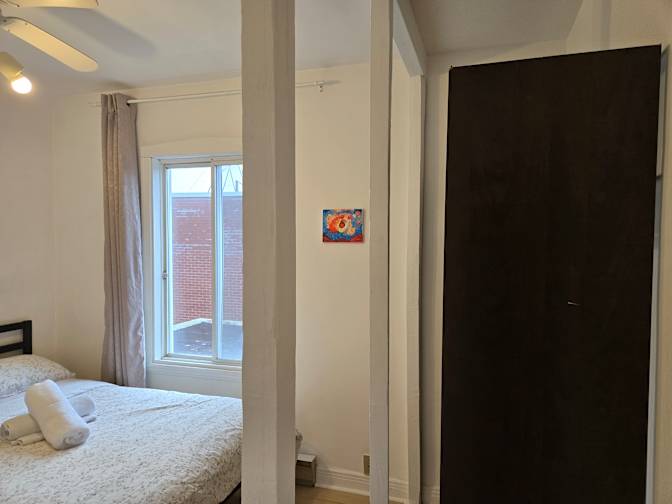 LEI XU's room