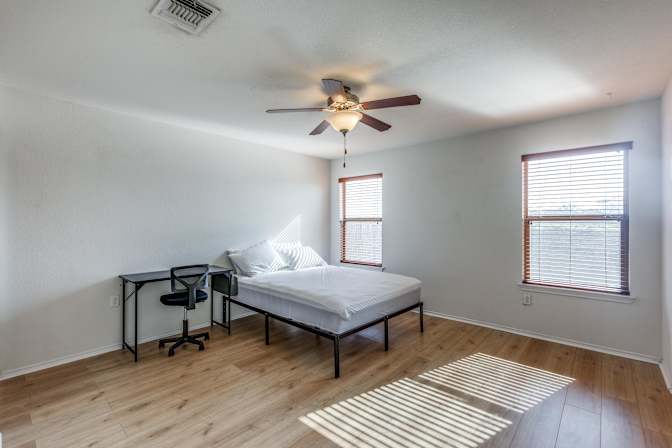 PadSplit's room