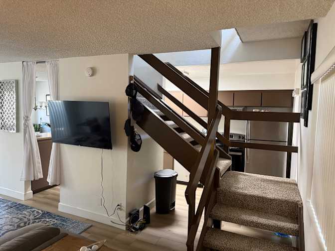 Jordan C.'s room