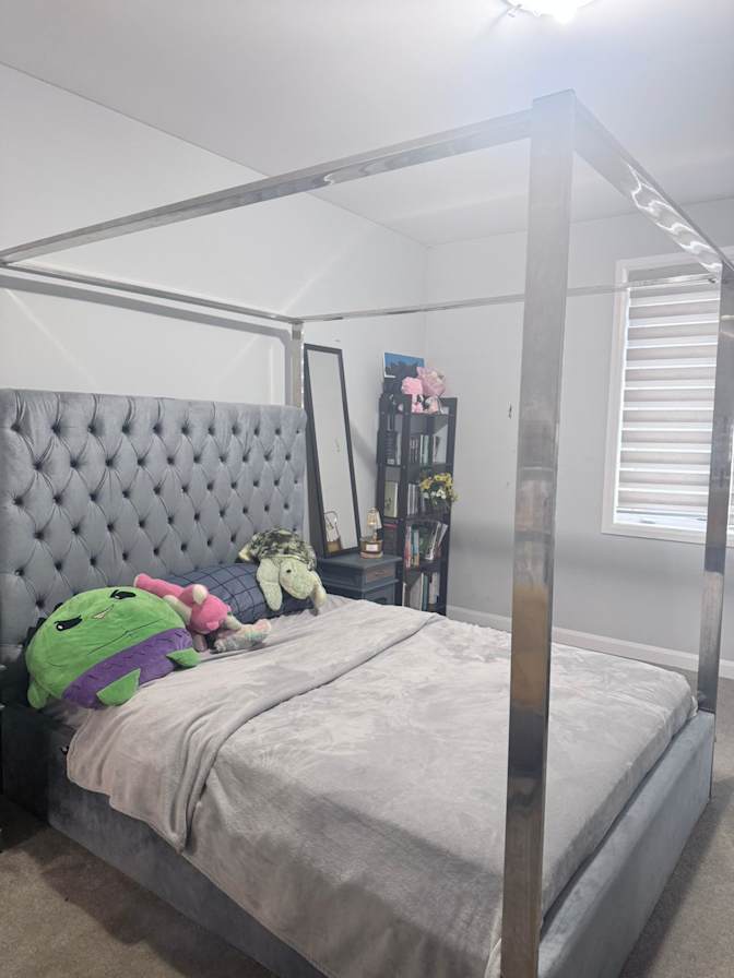 Hoda's room