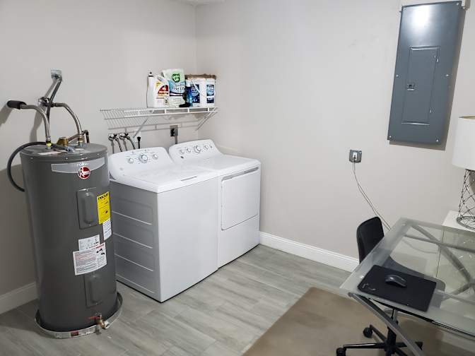Jason Bryan, Realtor's room