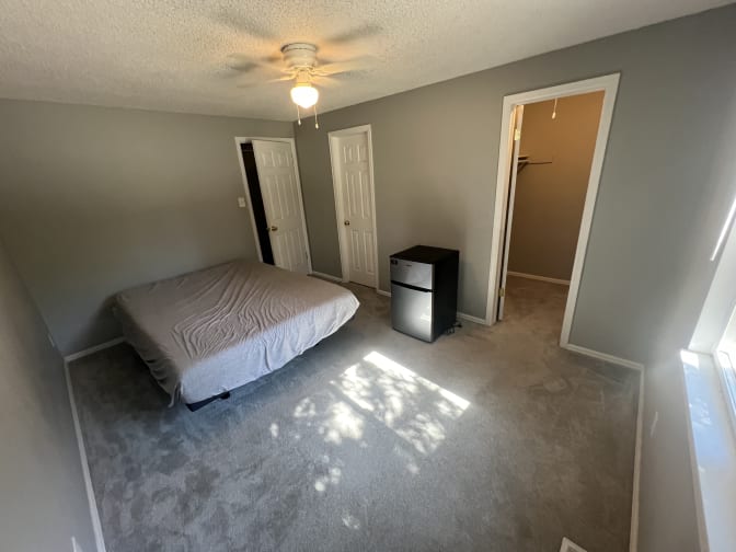 Dan's room