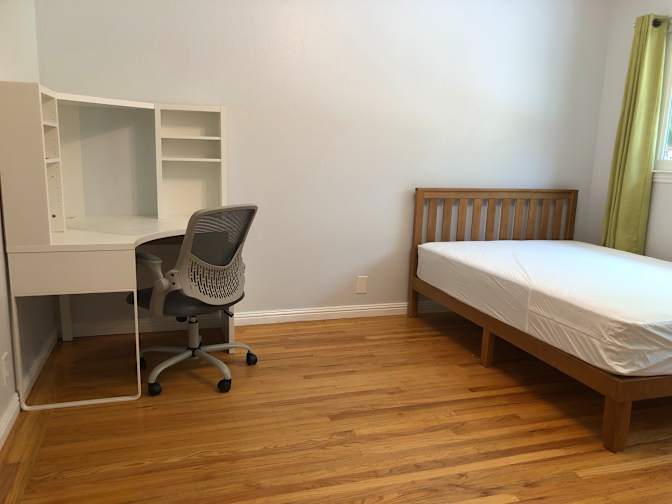 Bayarearental's room