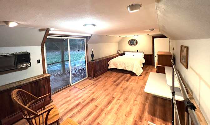 Raymond Franz's room