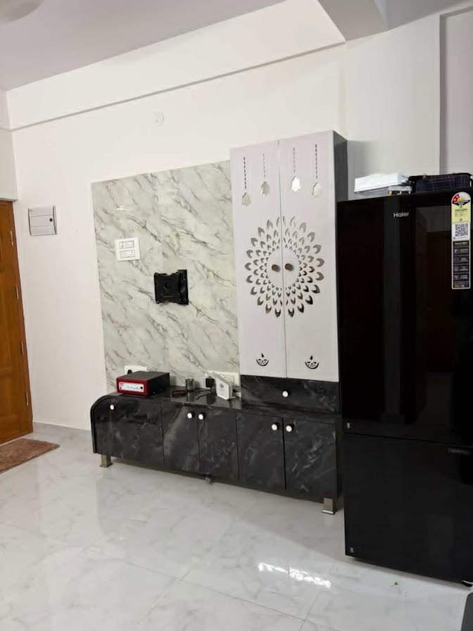 Manoj's room