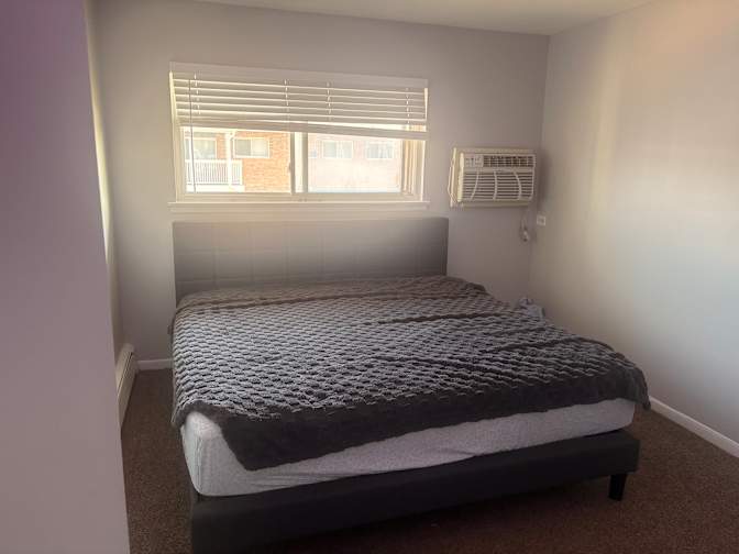 Emre's room