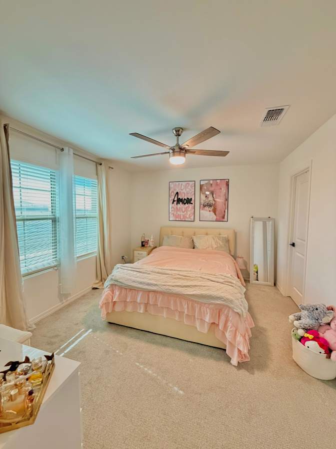 Stephen's room