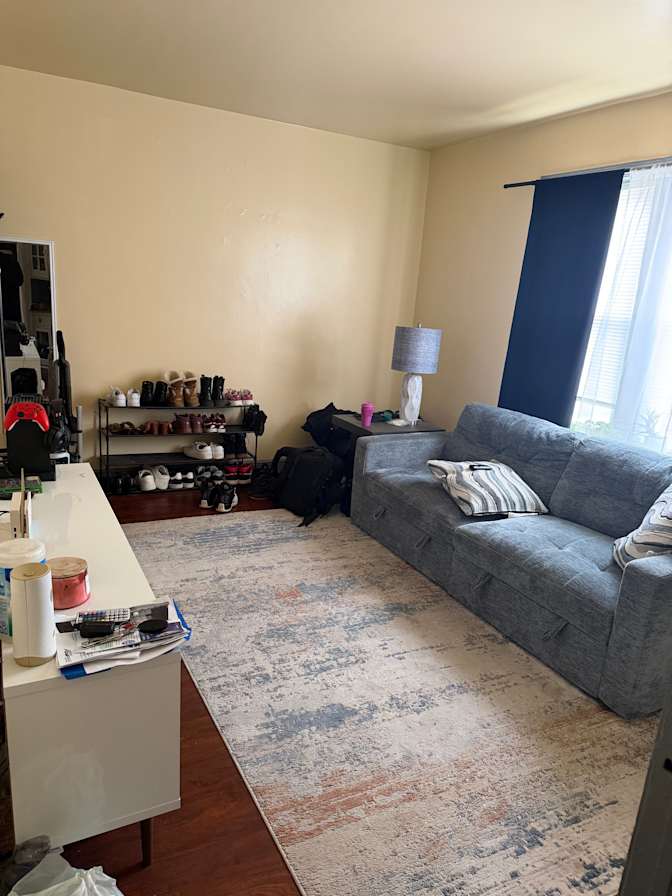 Gaspari D Jolicoeur's room