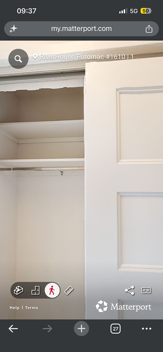 chahir chniba's room