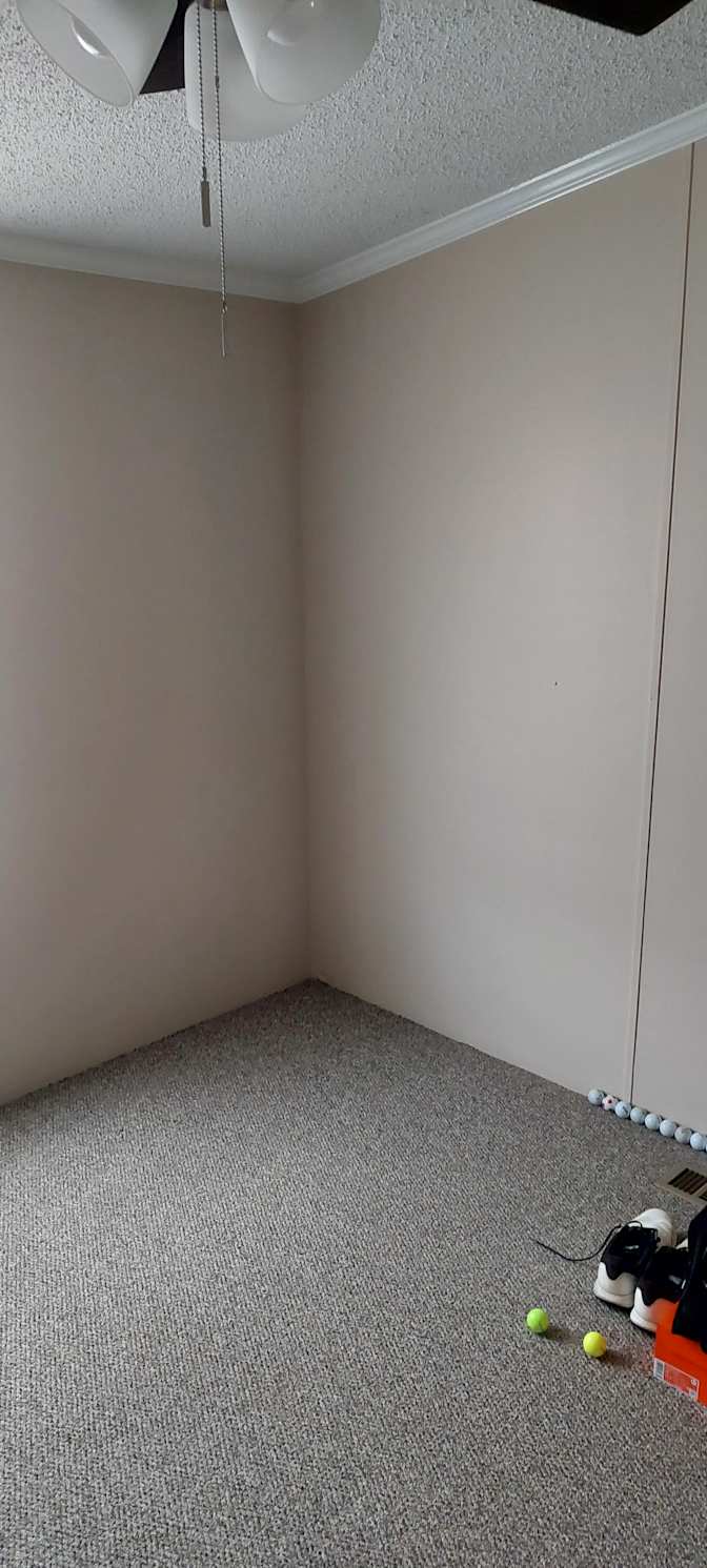 Marty  Ogg's room