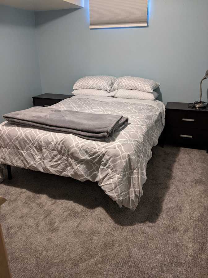 R.'s room