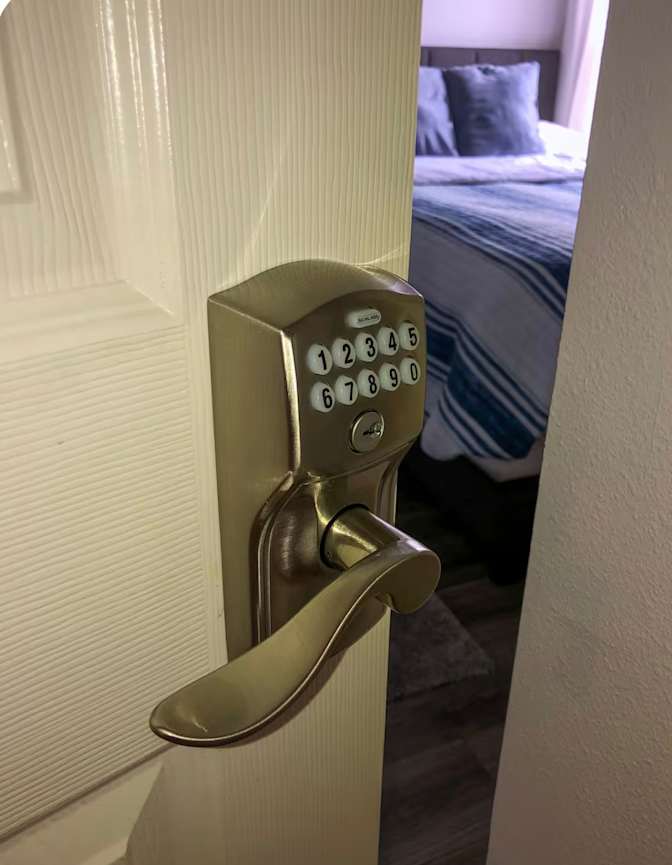 Seba's room