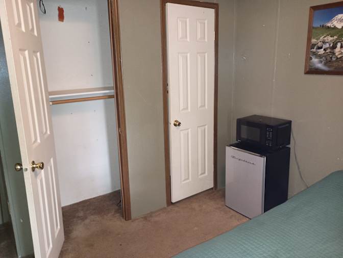 Lisa's room