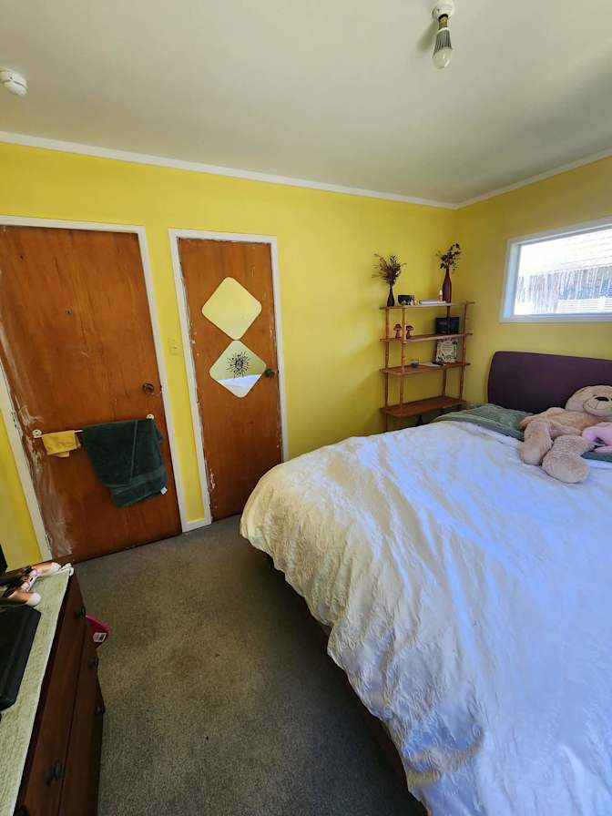 luke mclachlan's room
