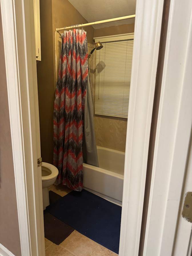 Floyd's room