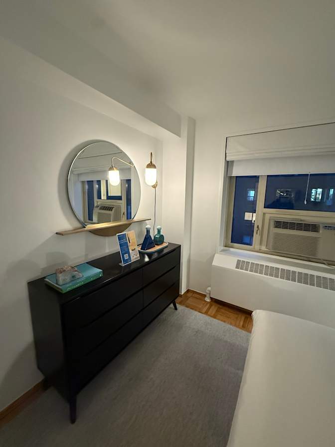 Nasim's room