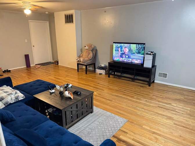 Akriti's room