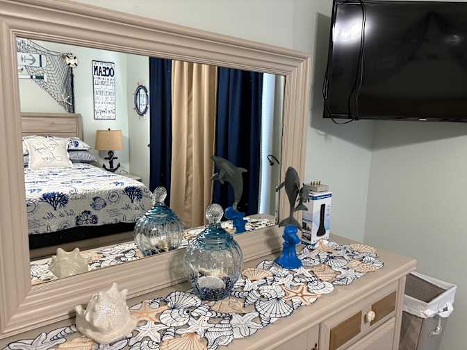 Jocelyn's room