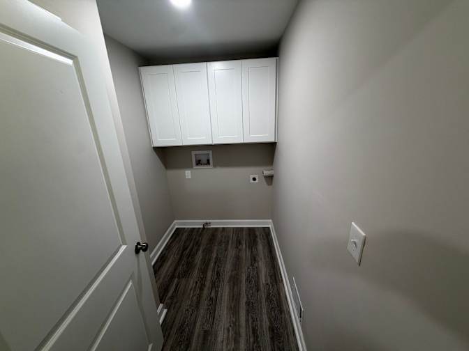 Alcove Rooms's room