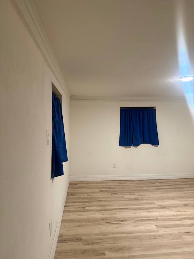 DENZIL FRANKLYN's room