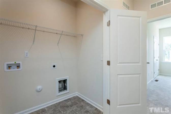 Alcove Rooms's room