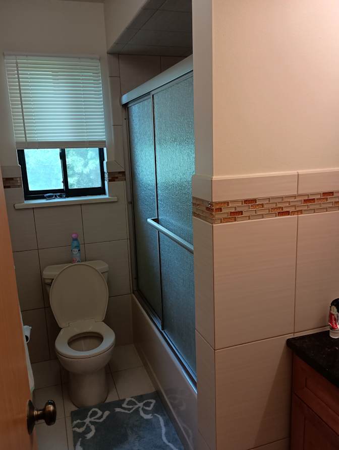 Rolando's room