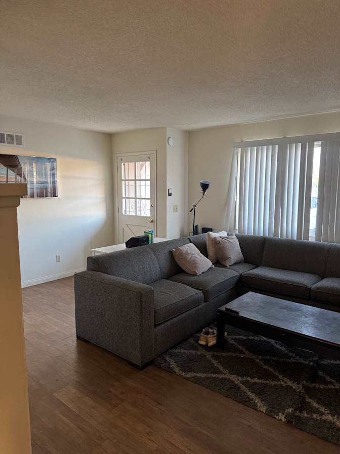 Thomas's room