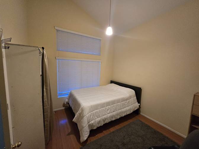 Jesus Verdy's room