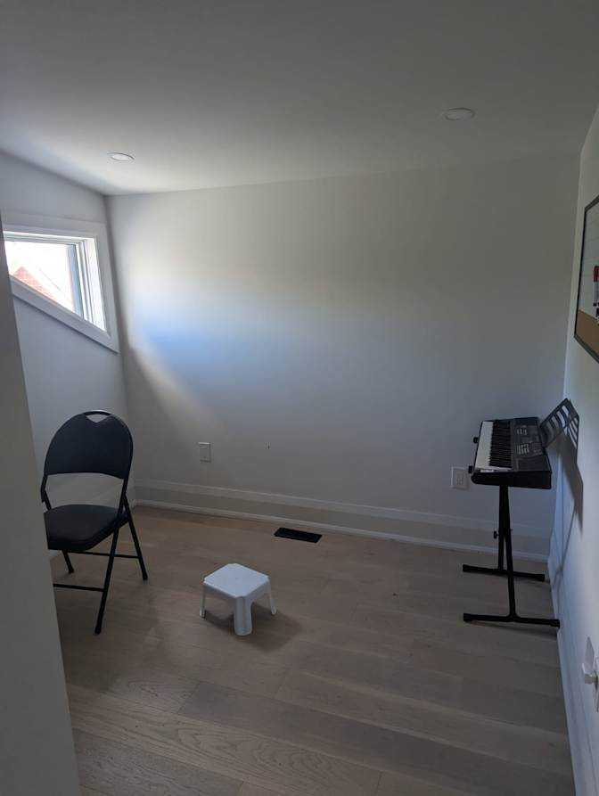 Domi's room
