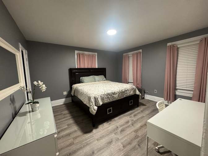 Joanne Solis's room