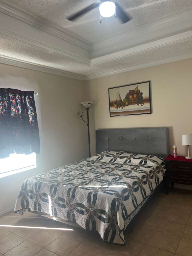 Asma's room