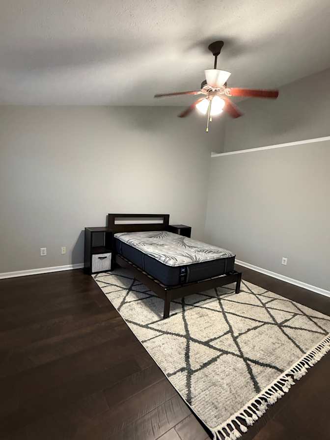 Tommy's room