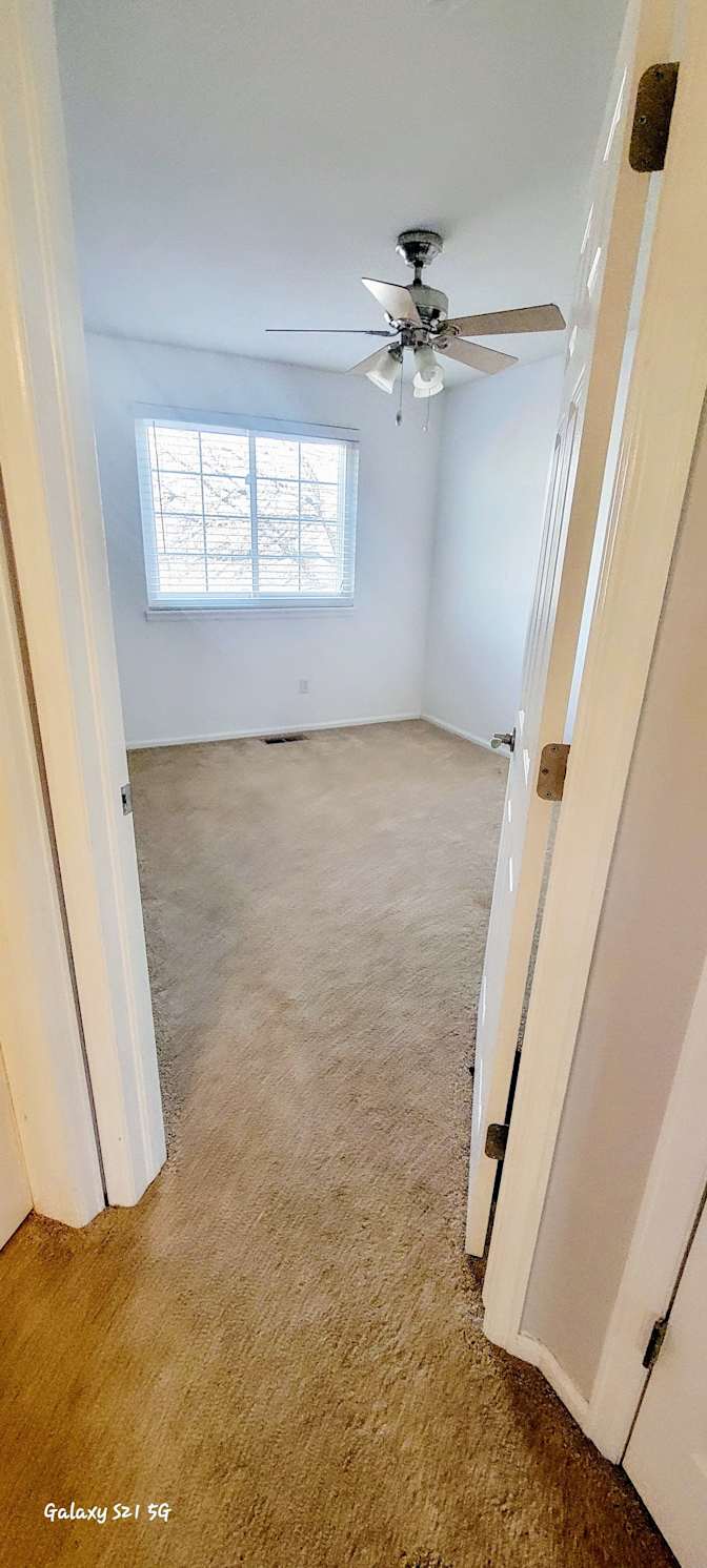 Dee's room