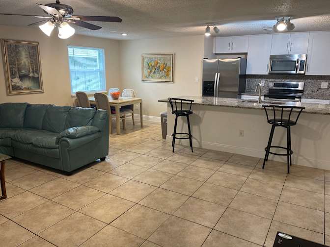 Jason Bryan, Realtor's room
