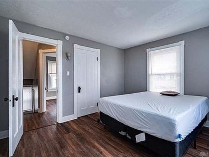 Grant's room