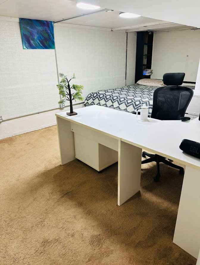 Silas's room